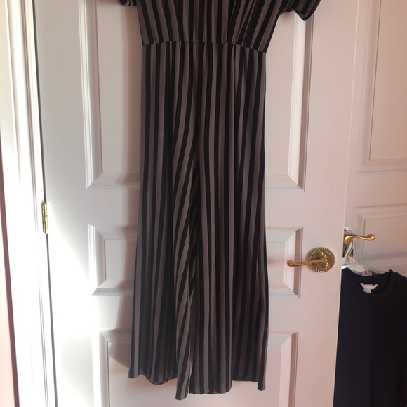 Taupe and black stripped romper - Picture 2 of 2